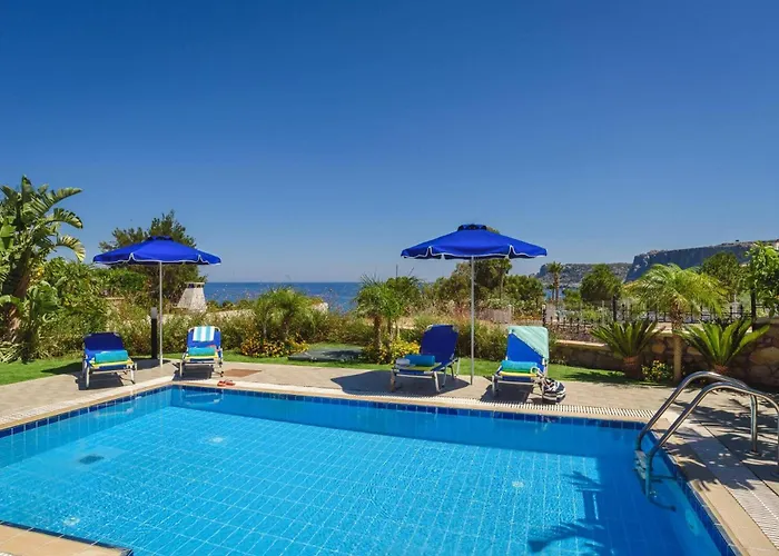 Christina Rhodes By 林都斯