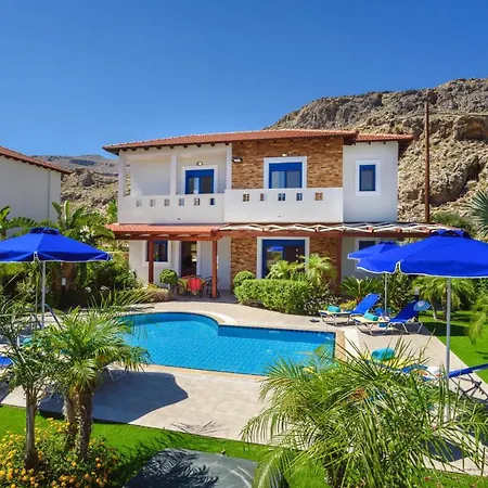 Christina Rhodes By * Líndosz